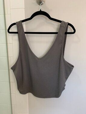 SHEIN Grey Ribbed V-Neck Cropped Tank Top 3XL